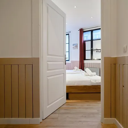 Old Lille: Charming Renovated * リール