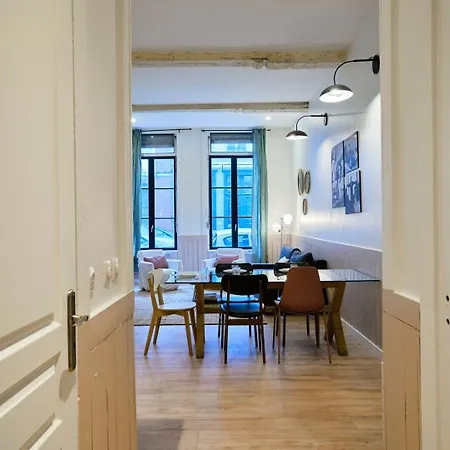 Old Lille: Charming Renovated *